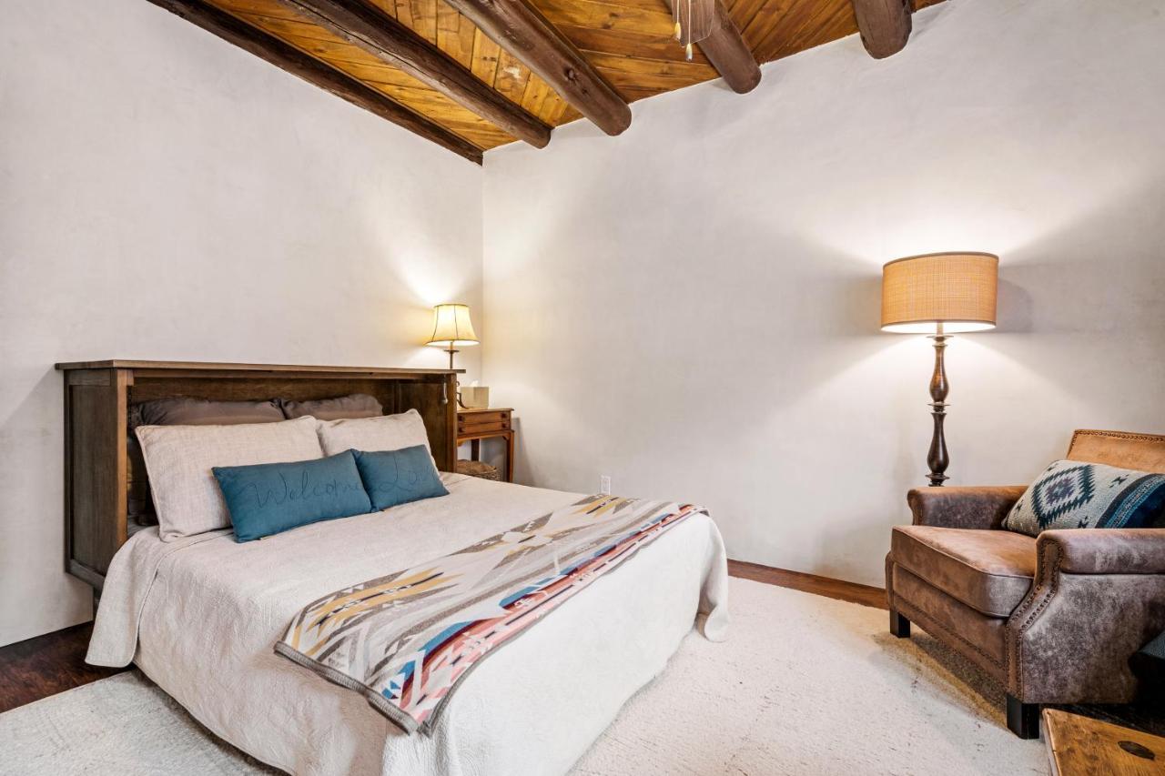 Willa Pueblo Revival Taos Zewnętrze zdjęcie